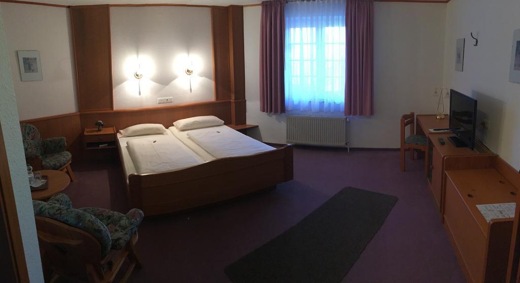 Hotel Zur Buche Bockhorn  Buitenkant foto